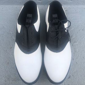 Nike Classic Golf Shoes